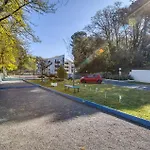 Awesome In Saint-georges-de-didon