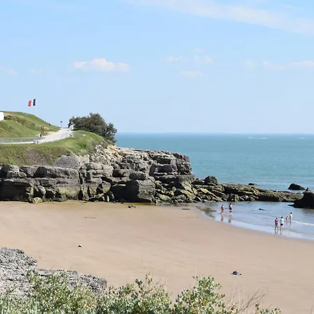 Lovely In Saint-georges-de-didon *